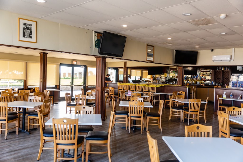 Jims On the Course | 1 Clubhouse Memorial Rd, Alameda, CA 94502, USA | Phone: (510) 337-9950