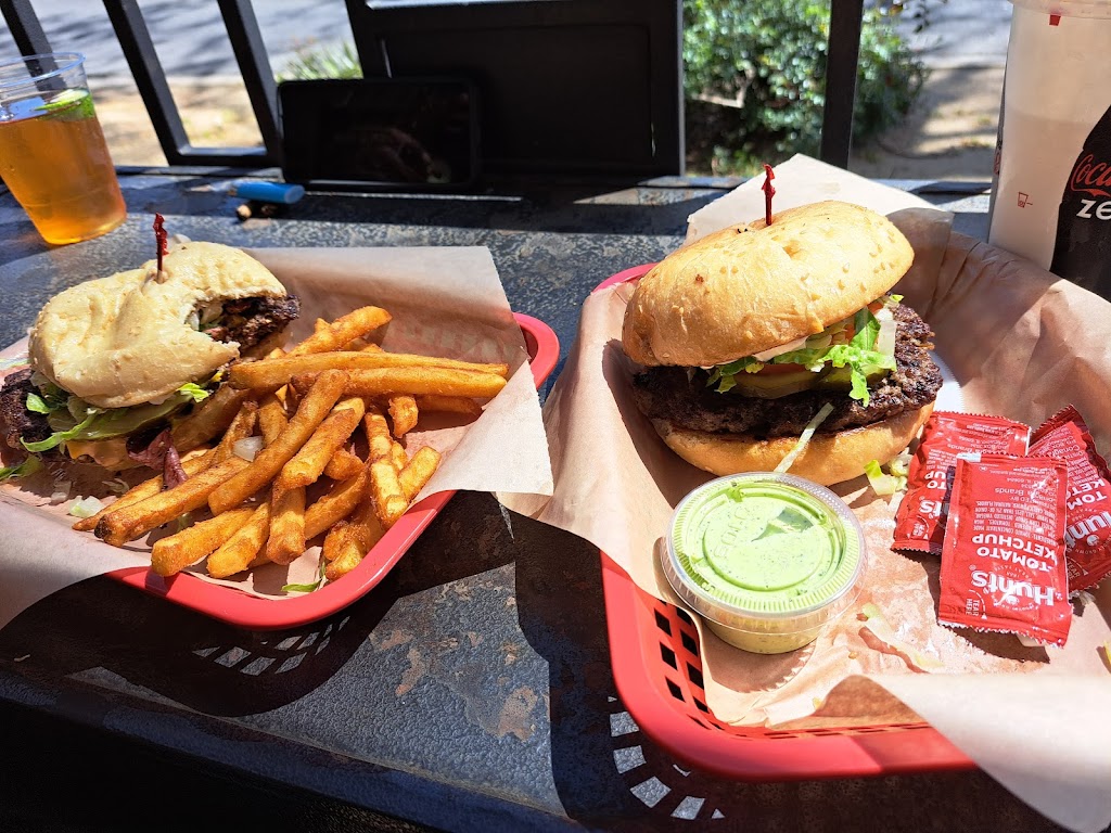 Taqueria Jalisco | 330 16th St, Sacramento, CA 95814, USA | Phone: (916) 446-4834