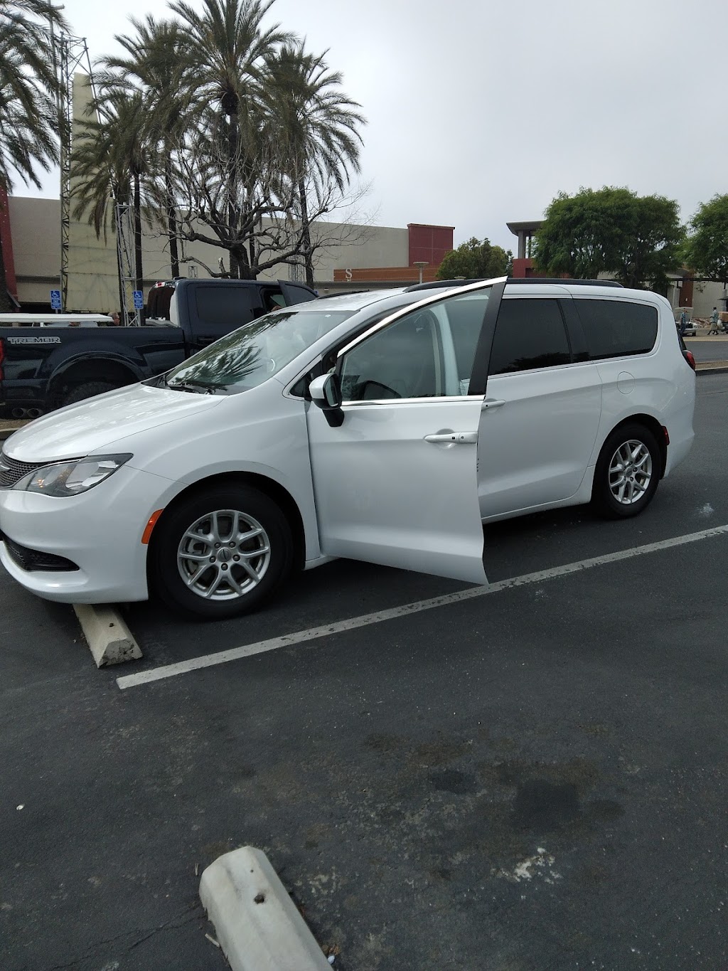 Enterprise Rent-A-Car | 1226 N Hacienda Blvd, La Puente, CA 91744, USA | Phone: (626) 918-5888