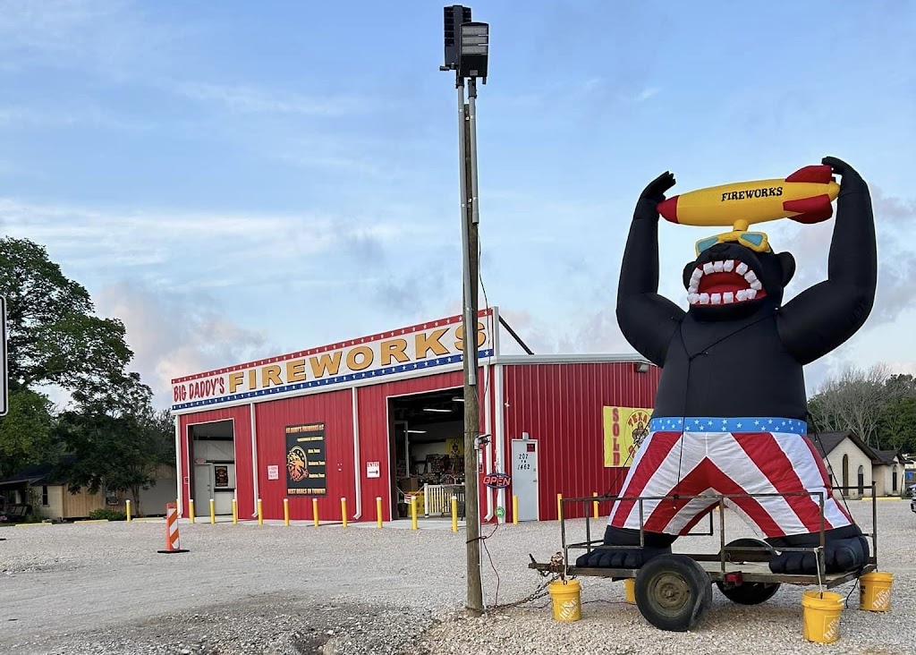 Big Daddy’s Fireworks, LLC | 207 FM 1462, Rosharon, TX 77583, USA | Phone: (832) 621-5432