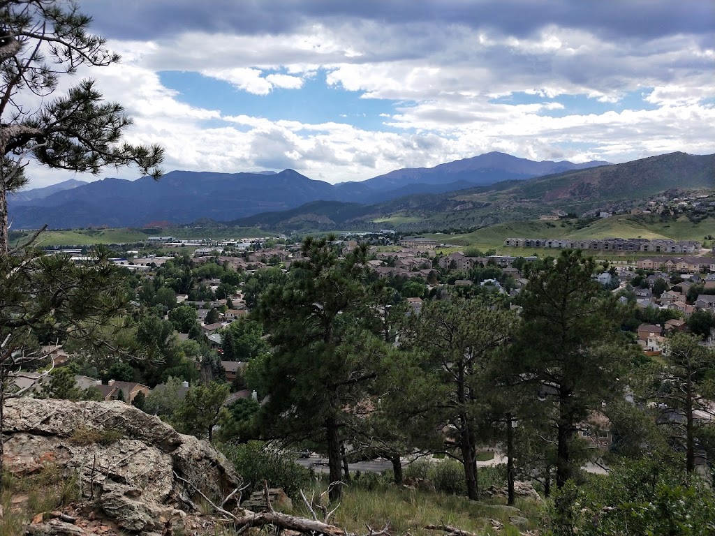 Piñon Valley Park | 5585 Mule Deer Dr, Colorado Springs, CO 80919, USA | Phone: (719) 385-5940