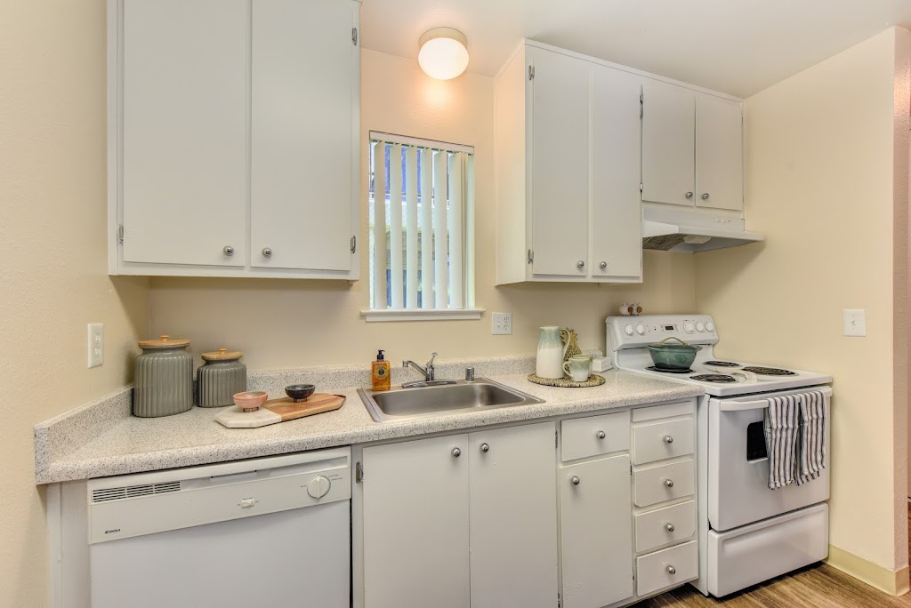 Renaissance Park Apartments | 3000 Lillard Dr, Davis, CA 95618, USA | Phone: (855) 201-5913