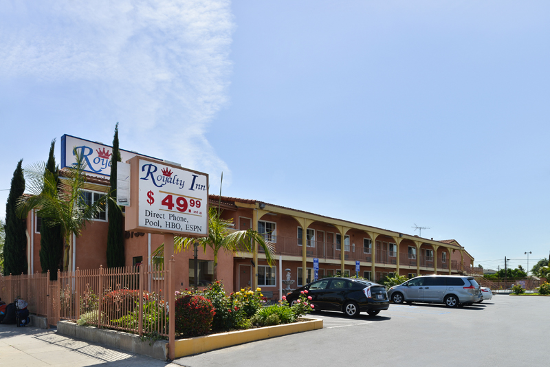 Red Roof Inn | 8730 Artesia Blvd, Bellflower, CA 90706, USA | Phone: (562) 633-7689