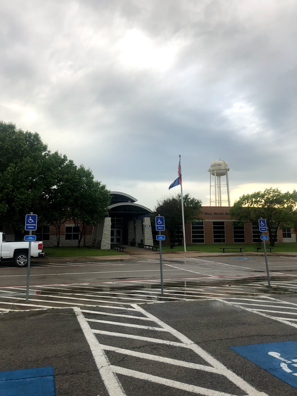 Mary Martin Elementary | 719 N Oakridge Dr, Weatherford, TX 76087, USA | Phone: (817) 598-2910 Mary Martin Elementary | 719 N Oakridge Dr, Weatherford, TX 76087, USA | Phone: (817) 598-2910