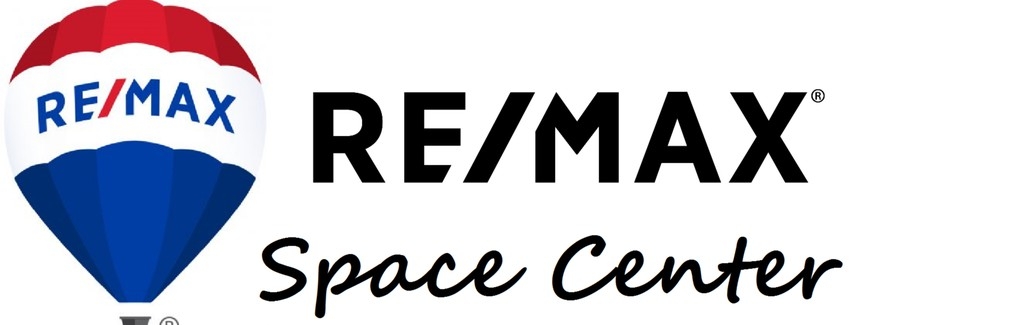 Katie Conrad, Realtor ® - RE/MAX Space Center | 2220 E League City Pkwy, League City, TX 77573, USA | Phone: (951) 216-8974