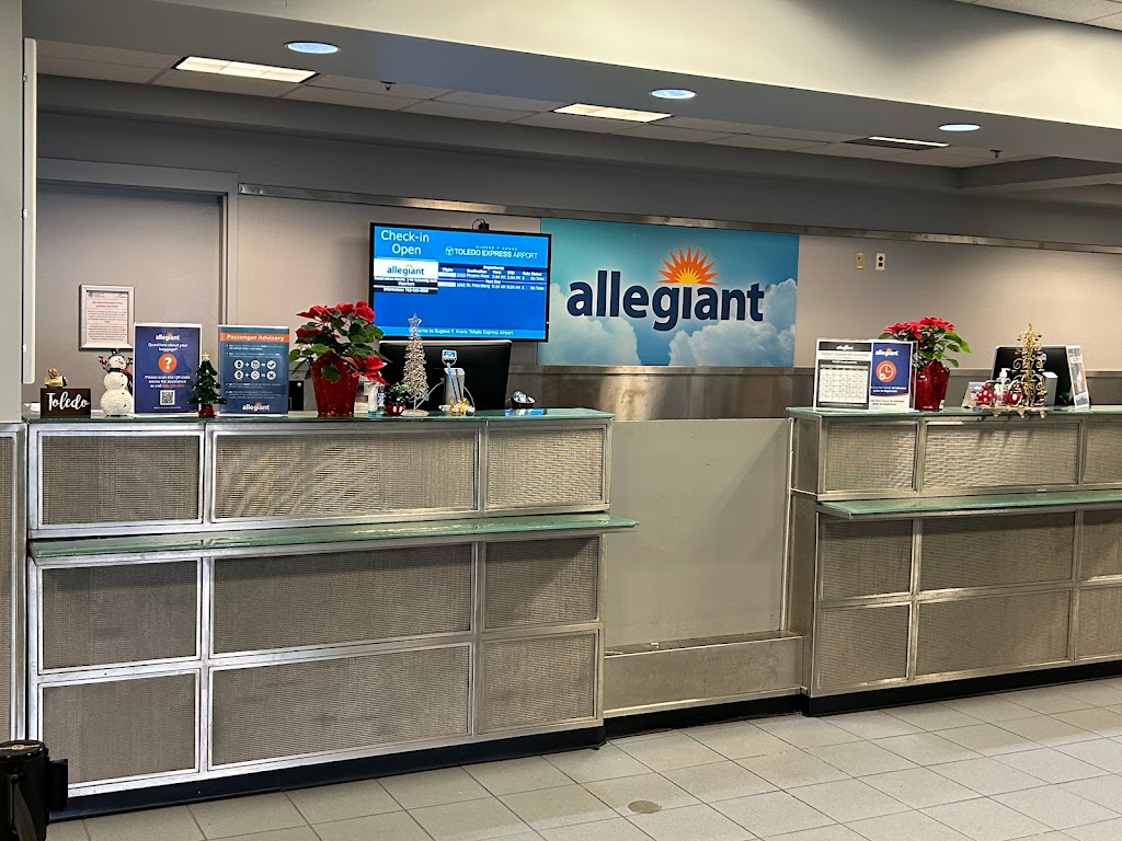 Eugene F. Kranz Toledo Express Airport | 11013 Airport Hwy, Swanton, OH 43558, USA | Phone: (419) 865-2351