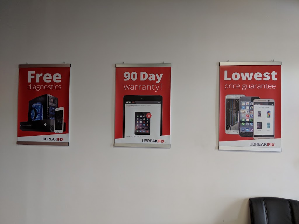 Red Robin Gourmet Burgers and Brews | 267 N Milwaukee St, Boise, ID 83704, USA | Phone: (208) 323-0023 Red Robin Gourmet Burgers and Brews | 267 N Milwaukee St, Boise, ID 83704, USA | Phone: (208) 323-0023