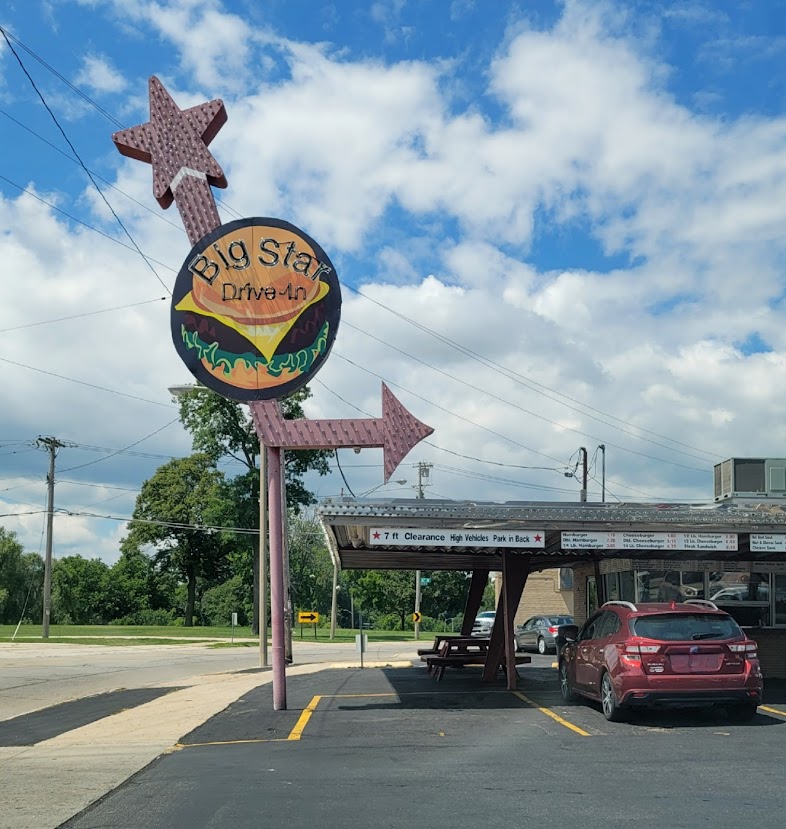 Big Star Drive-In | 1500 Washington Rd, Kenosha, WI 53140, USA | Phone: (262) 658-1572