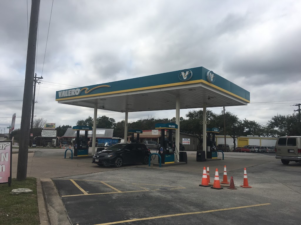 Valero / EZ Food Store | 9520 US-290, Austin, TX 78736, USA | Phone: (512) 288-8849