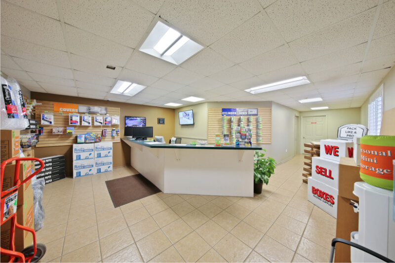 Personal Mini Storage | 2825 Jacks Rd, Davenport, FL 33897, USA | Phone: (863) 420-0589
