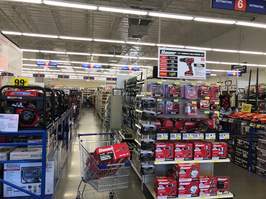 Harbor Freight Tools | 1291 N Hacienda Blvd, La Puente, CA 91744, USA | Phone: (626) 917-0390