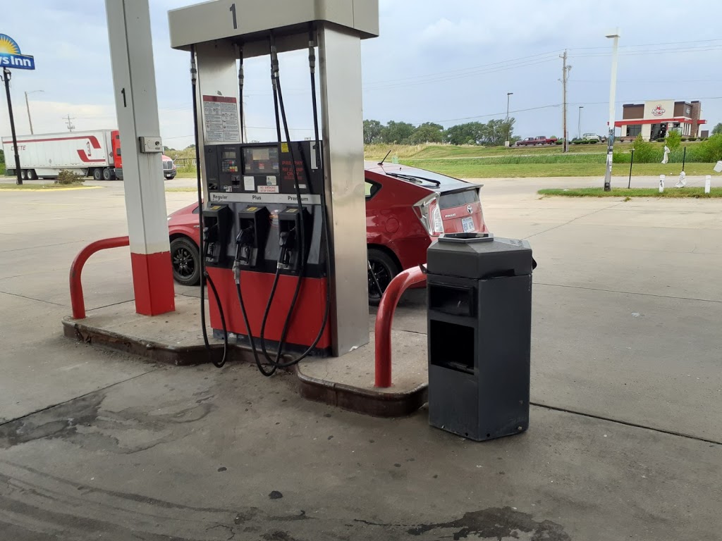 Easy Trip | 911 East 53rd St N, Park City, KS 67219, USA | Phone: (316) 260-3968