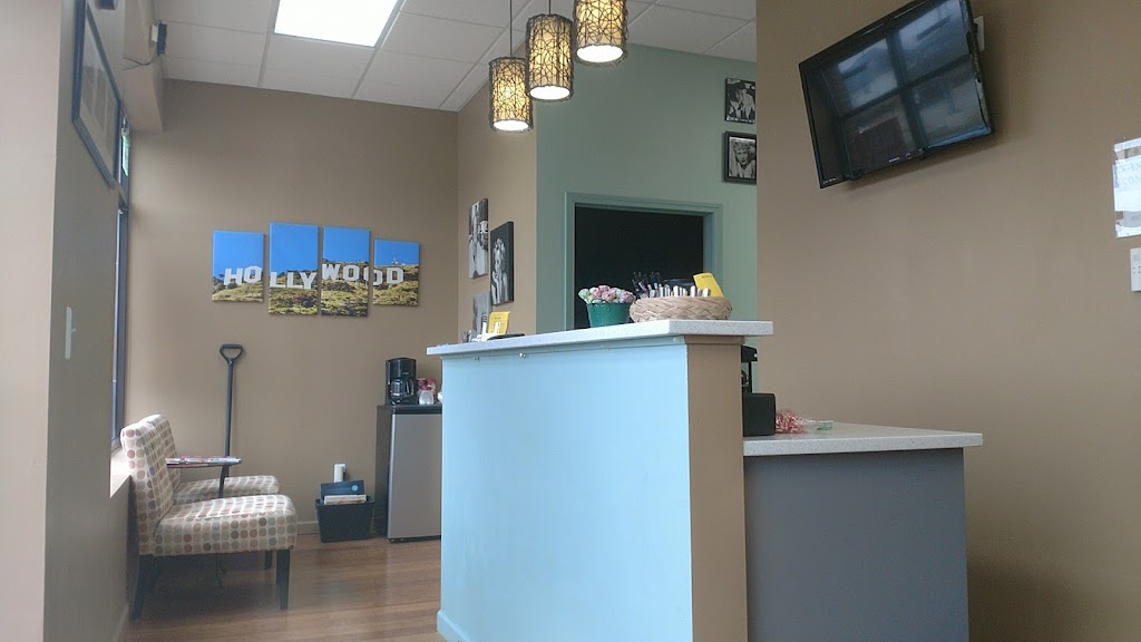 Salon Hollywood | 8649 N Newburgh Rd, Westland, MI 48185, USA | Phone: (734) 459-0055