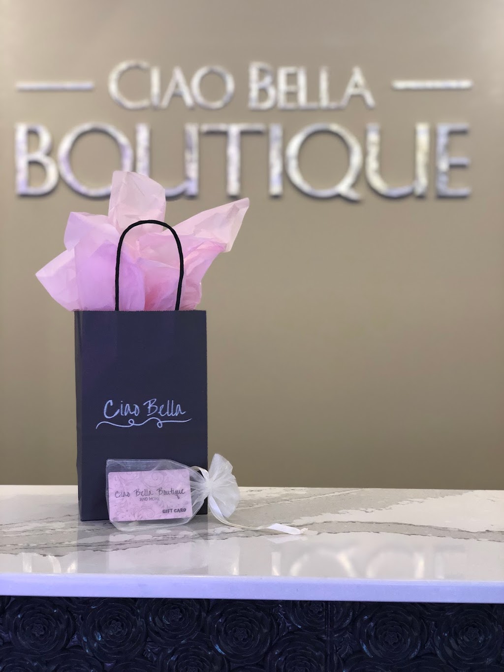 Ciao Bella Boutique And More | 305 E Main St, Waunakee, WI 53597, USA | Phone: (608) 849-2426