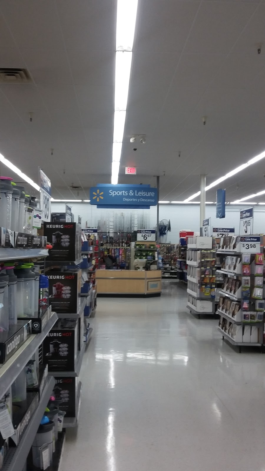 Walmart Supercenter | 479 N McKinley St, Corona, CA 92879, USA | Phone: (951) 270-0707