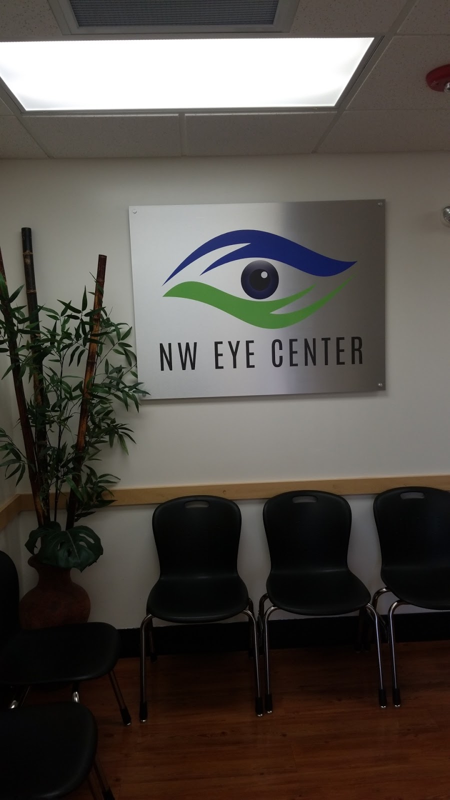NW Eye Center | Walmart Vision Center, 8538 Interstate Highway 35 S, San Antonio, TX 78211, USA | Phone: (210) 984-2020