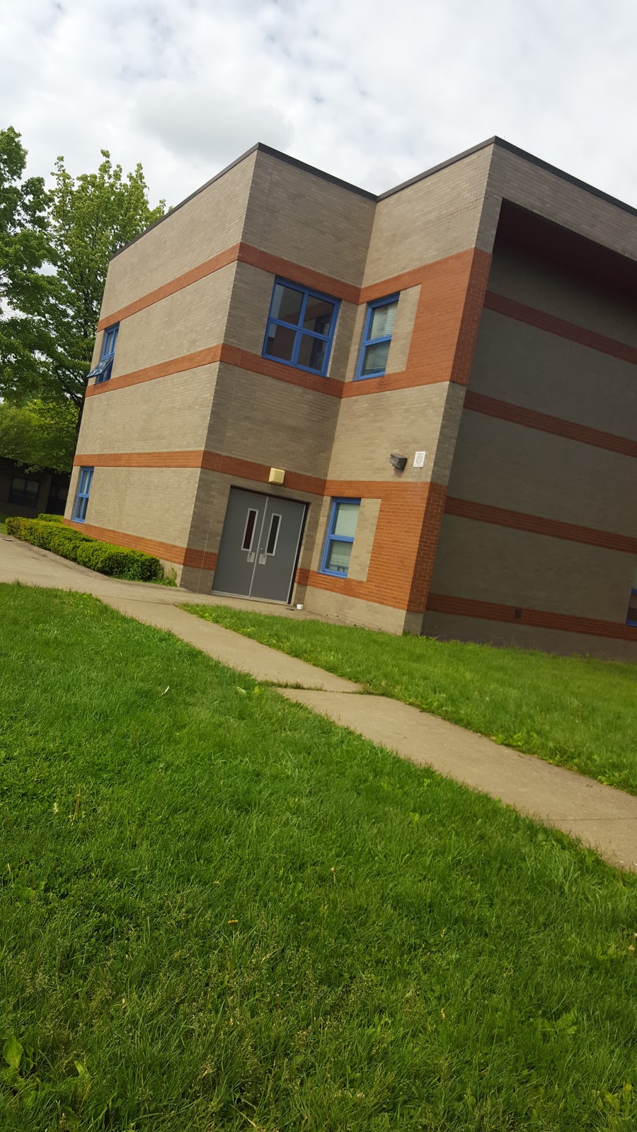Moraine Elementary School | 350 Main St, Prospect, PA 16052, USA | Phone: (724) 865-2010