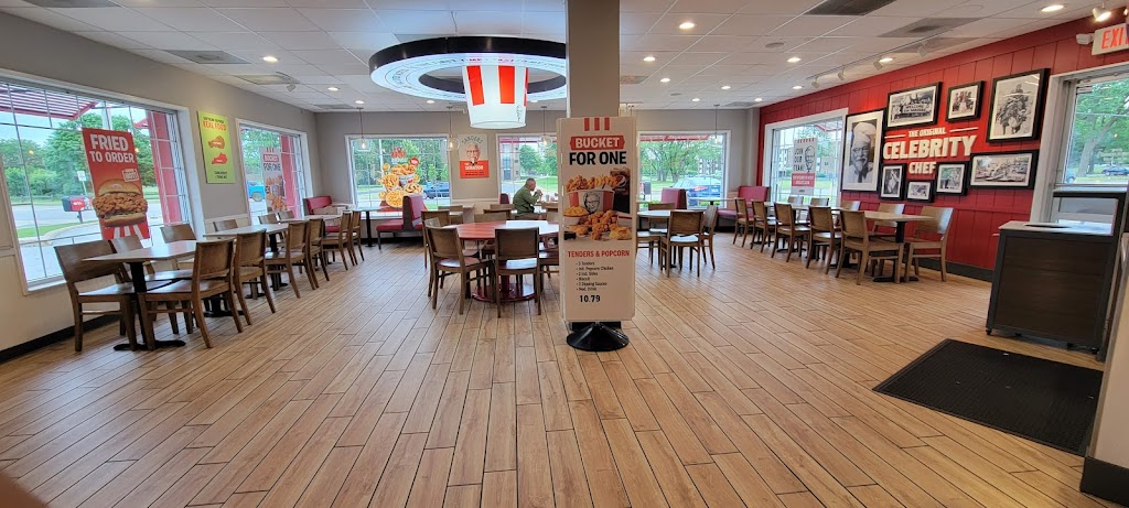 KFC | 872 N York St, Elmhurst, IL 60126, USA | Phone: (630) 832-5141
