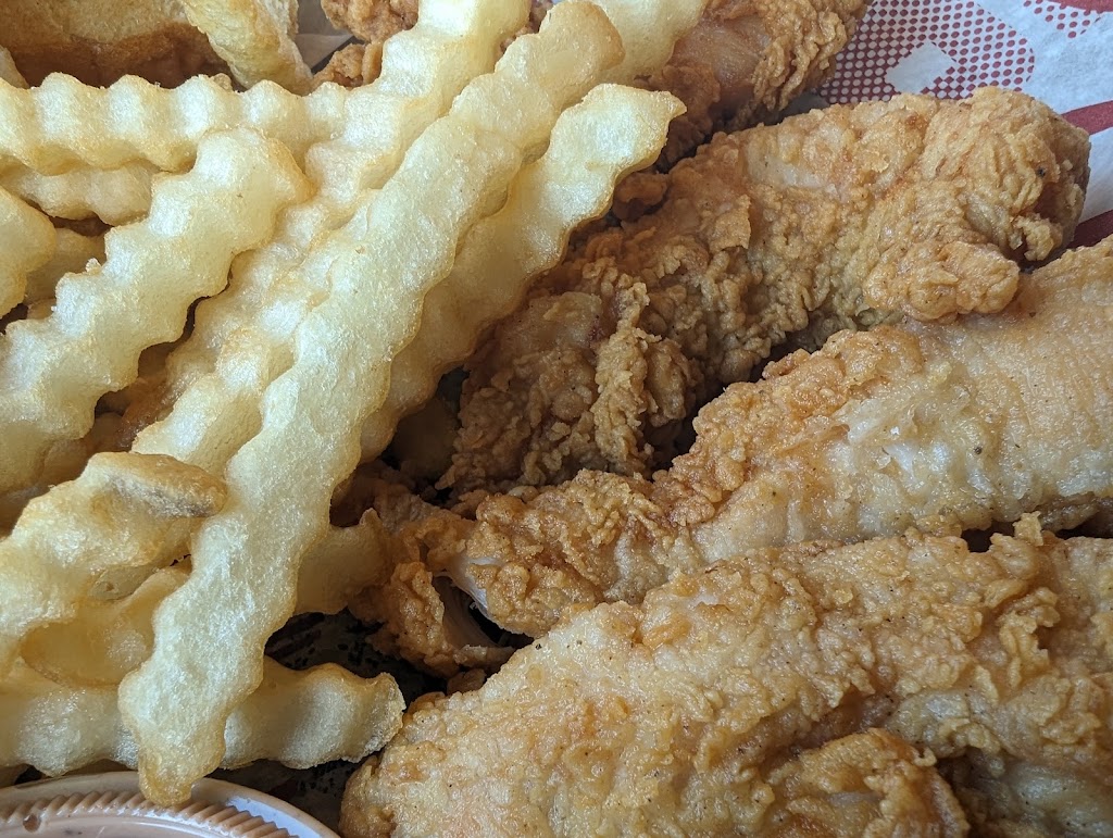 Raising Canes Chicken Fingers | 3205 Justin Rd, Flower Mound, TX 75028, USA | Phone: (972) 874-0359