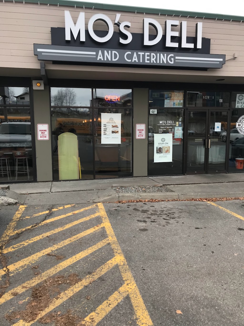 Mos Deli and Catering | 9220 Lake Otis Pkwy, Anchorage, AK 99507, USA | Phone: (907) 868-3354