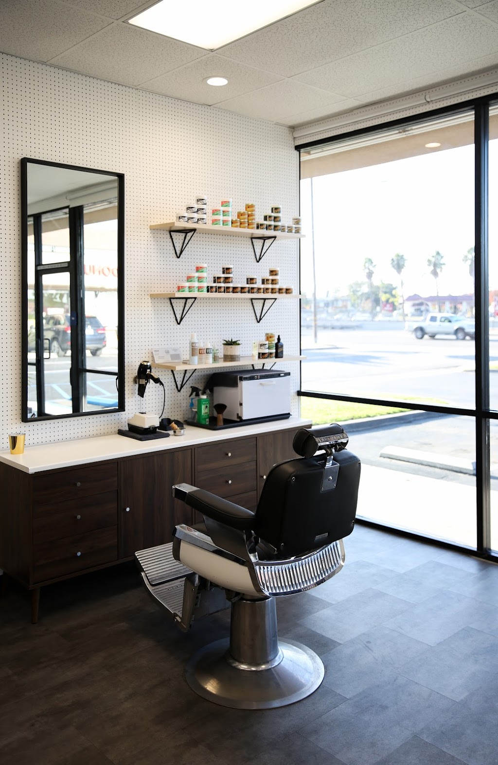 Fawn Hair Studio | 2228 Newport Blvd A1, Costa Mesa, CA 92627, USA | Phone: (714) 878-0006