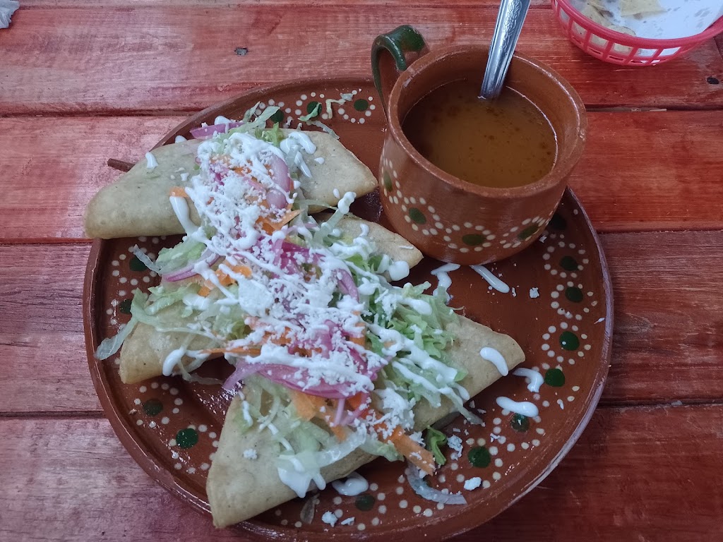 Cenaduría y Tamales Doña Chuy | Calle Mixcoac y, Churubusco 20, Cuauhtemoc, 21470 Tecate, B.C., Mexico | Phone: 665 201 4954