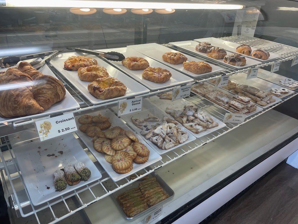 Golden Rose Bakery | 23739 Roscoe Blvd, West Hills, CA 91304, USA | Phone: (818) 854-6101