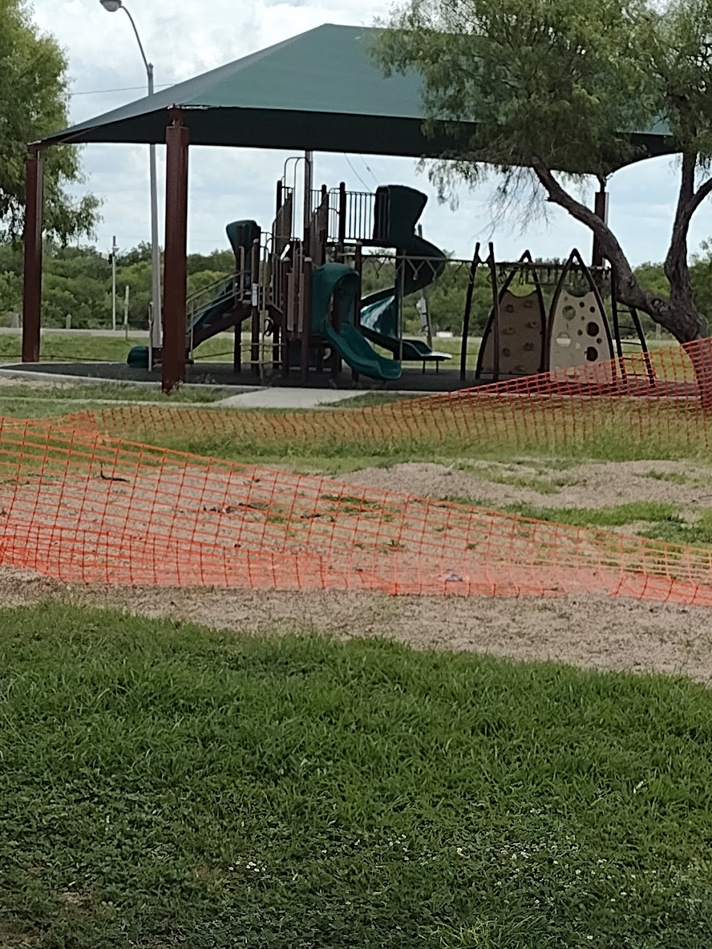 Dick Kleberg Park | 501 Santiago Park Lane, Kingsville, TX 78363, USA | Phone: (361) 221-8705