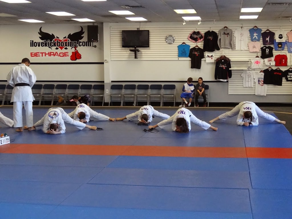 The Karate Academy of Long Island | 148 Gardiners Ave, Levittown, NY 11756, USA | Phone: (516) 796-0700