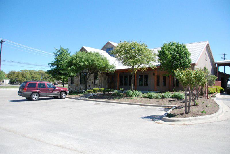 Sunset Canyon Veterinary Clinic | 3710 US-290, Dripping Springs, TX 78620, USA | Phone: (512) 894-0266