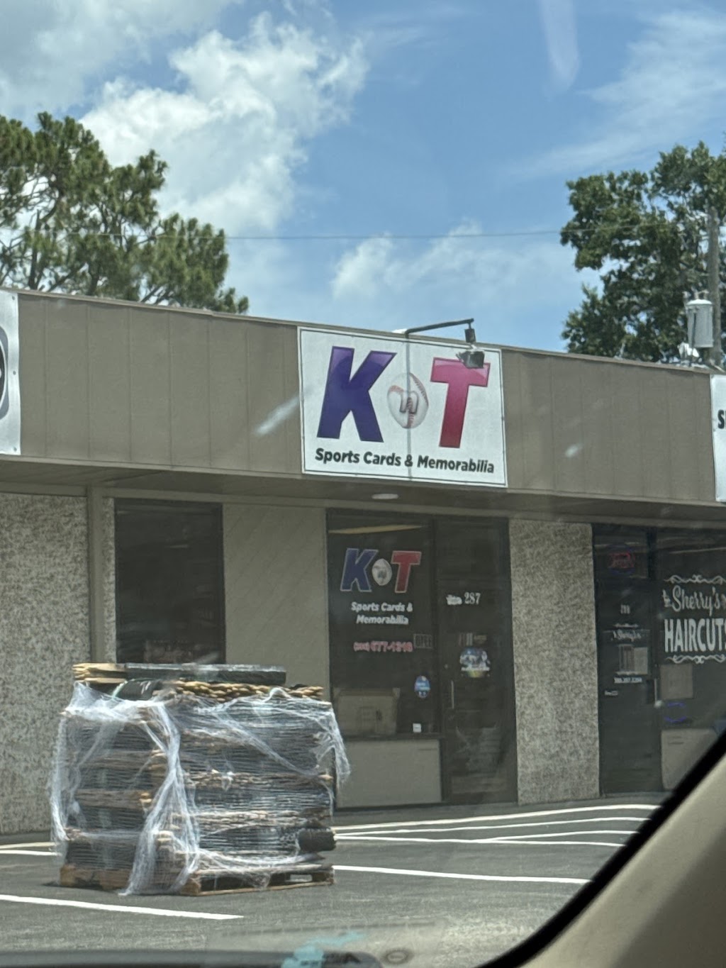 KnT Sports Cards & Memorabilia | 287 S Yonge St, Ormond Beach, FL 32174, USA | Phone: (386) 677-1318