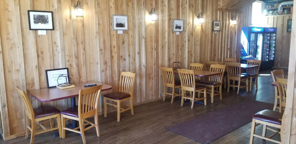 Wyoming Gaslight Market | 8 S Academy St, Wyoming, NY 14591, USA | Phone: (585) 495-6800