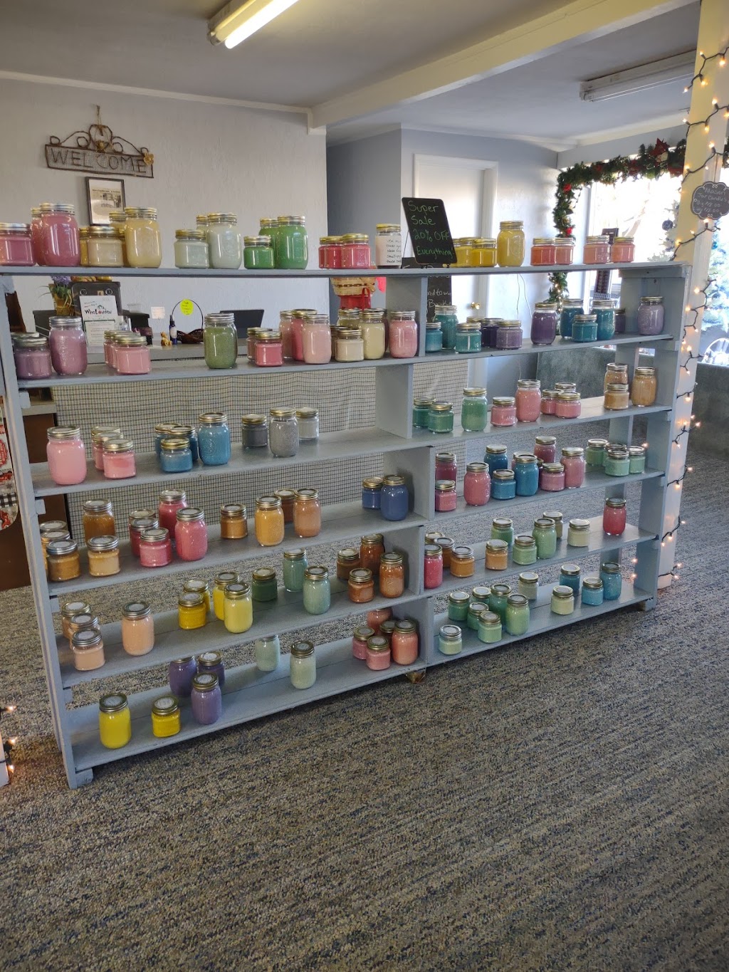 Kates Candles Co | 49 S Railroad St, New London, OH 44851, USA | Phone: (419) 577-9906