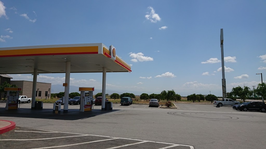 Shell - gas station  | Photo 9 of 10 | Address: 1631 Comanche Dr, Bakersfield, CA 93307, USA | Phone: (661) 364-0315