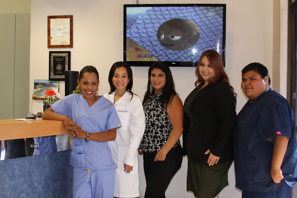 Excel Dental Group | 1602 Lemon St, Anaheim, CA 92801, USA | Phone: (714) 525-5558