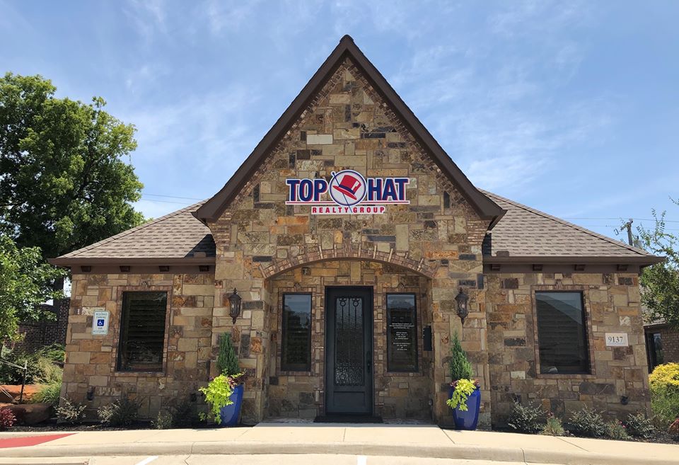 Top Hat Realty Group, LP | 9137 Belshire Dr, Fort Worth, TX 76182, USA | Phone: (817) 857-6667