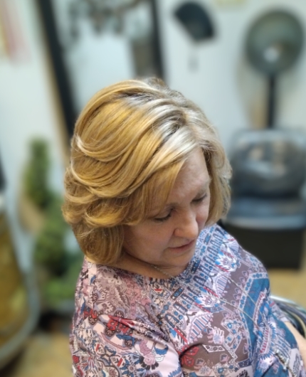 Ritas Hair Studio | 1803 E Polk St, Burnet, TX 78611, USA | Phone: (830) 613-4763