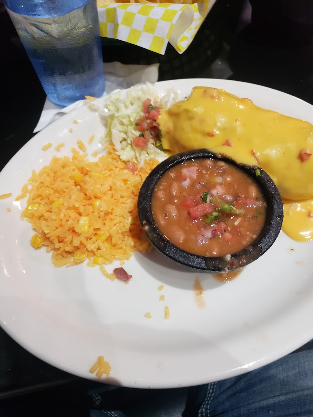 Alazanes Mexican Restaurant & Cantina | 14893 Metcalf Ave, Overland Park, KS 66223, USA | Phone: (913) 218-0913