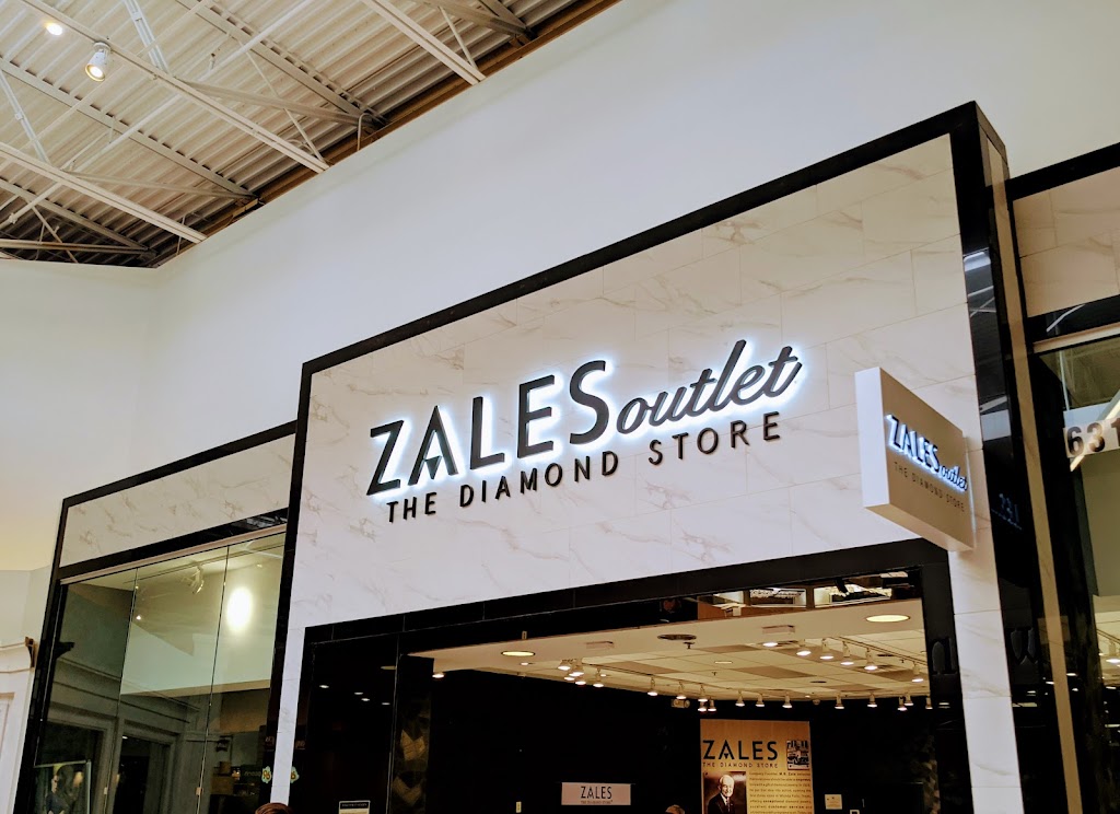 Zales Outlet | 8111 Concord Mills Boulevard Suite #631, Concord, NC 28027, USA | Phone: (704) 979-1122