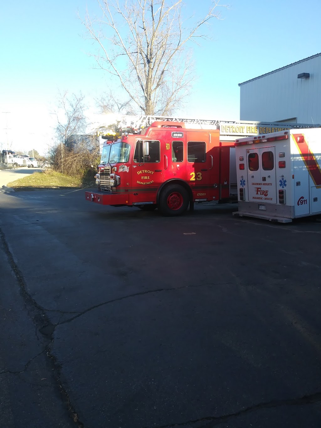 R & R Fire Truck Repair Inc | 751 Doheny Dr, Northville, MI 48167, USA | Phone: (248) 344-4443