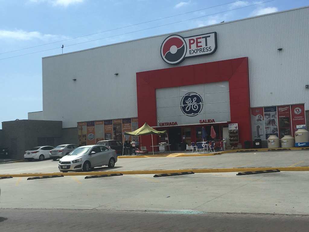 Pet Express Rosarito | Carr. Libre Tijuana, Ensenada Km. 19, Plan Libertador, 22710 Rosarito, B.C., Mexico | Phone: 661 100 1599