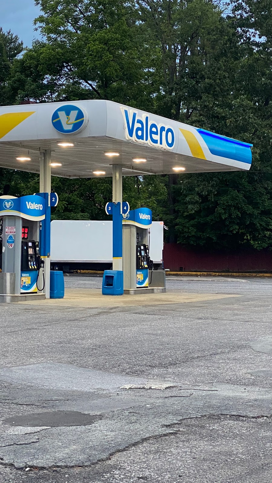 Valero | 1015 US-209, Cuddebackville, NY 12729, USA | Phone: (210) 345-2000