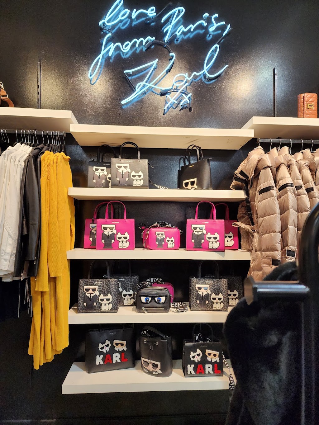 Karl Lagerfeld Paris | 48650 Seminole Dr Ste E-179, Cabazon, CA 92230, USA | Phone: (951) 922-5353