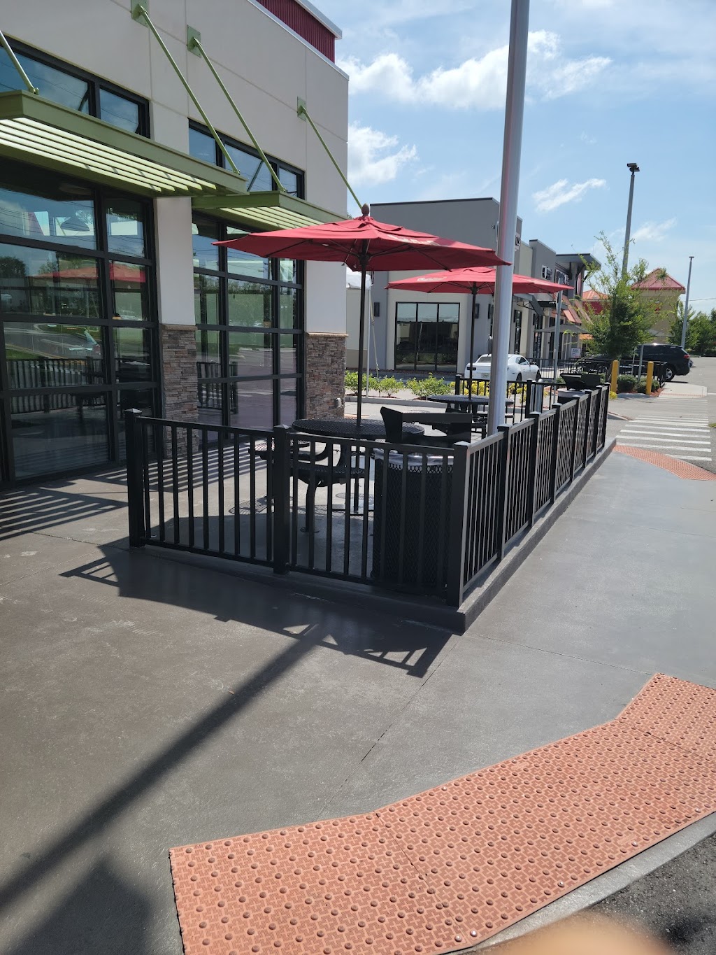 PDQ Tampa (E. Fowler - USF) | 5112 E Fowler Ave, Tampa, FL 33617, USA | Phone: (813) 576-1952