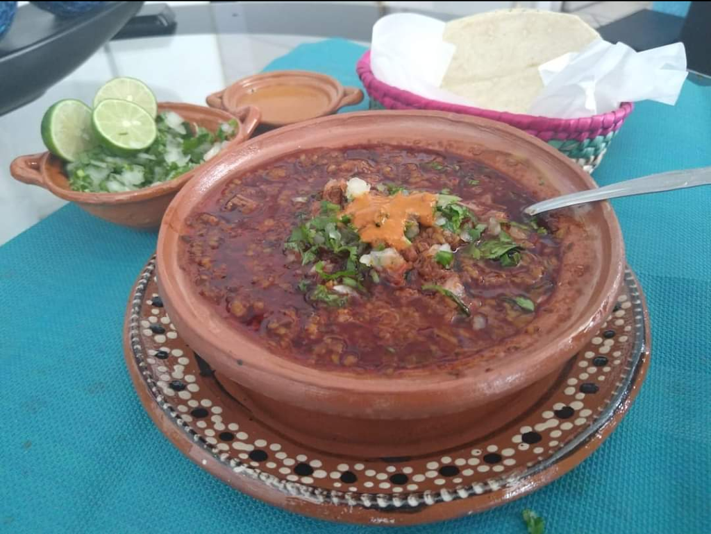 Birria estilo Sinaloa | C. Pradera de Témoris 9501, Cd Juárez, Chih., Mexico | Phone: 656 782 1928