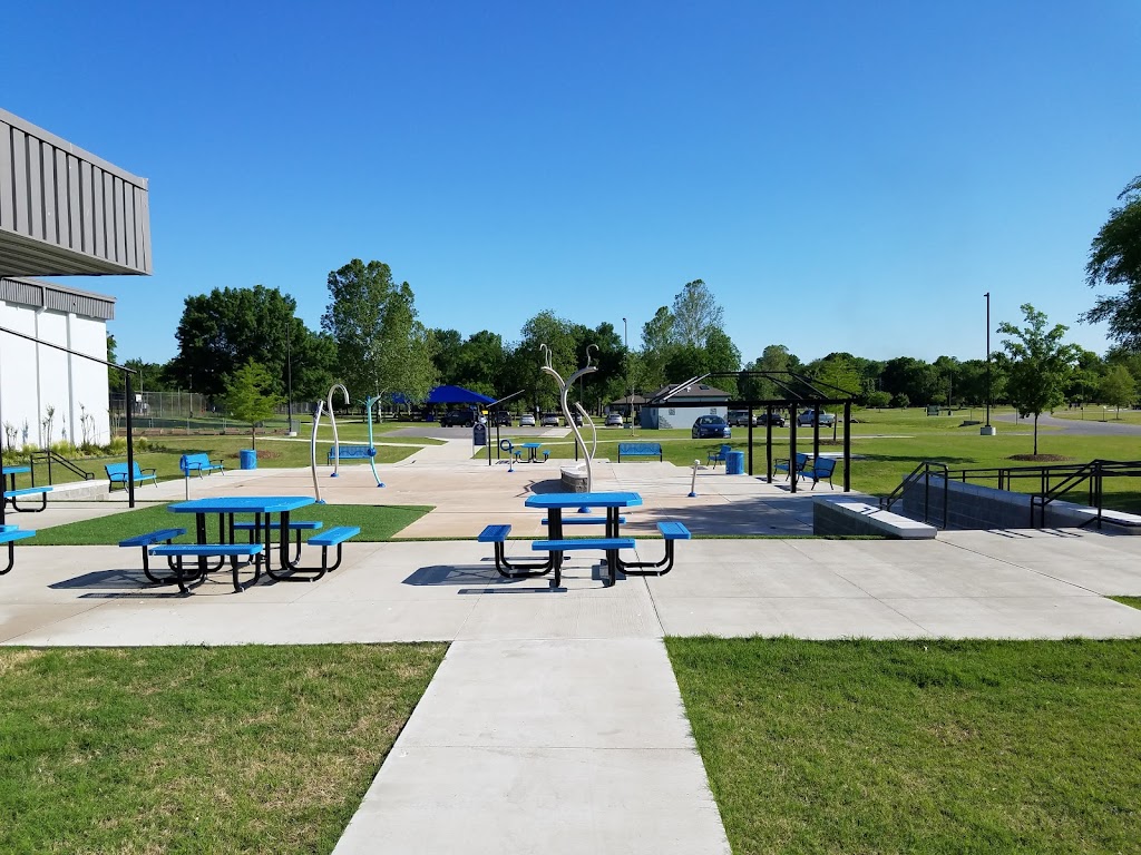 OBrien Park | 6149 N Lewis Ave, Tulsa, OK 74130, USA | Phone: (918) 591-6008