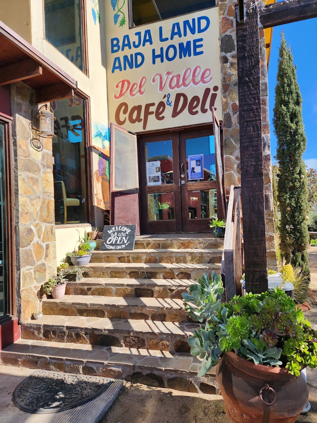 Del Valle Cafe and Deli | Free Road KM 62.5, 22910 La Misión, B.C., Mexico | Phone: (801) 809-5949