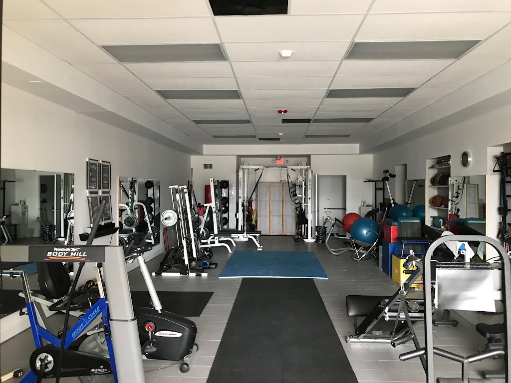 Advantage Fitness | 840 Sheridan Rd, Highwood, IL 60040, USA | Phone: (224) 217-1336