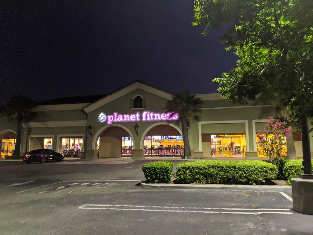 Planet Fitness | 14940 Summit Ave, Fontana, CA 92336, USA | Phone: (909) 646-7181