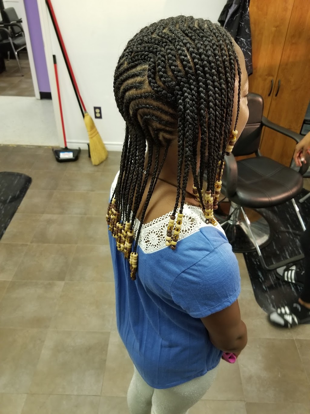 Lady K Braiding & Styling Boutique | 4909 S Cockrell Hill Rd, Dallas, TX 75236, USA | Phone: (972) 998-1721